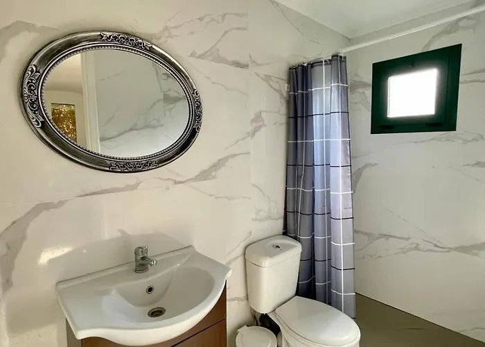 Деревянный коттедж The Secret Nest